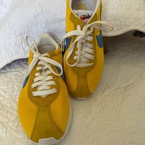 Nike LD-1000.